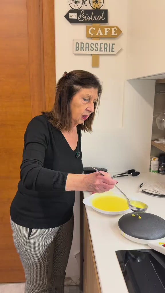 Carica il video: 